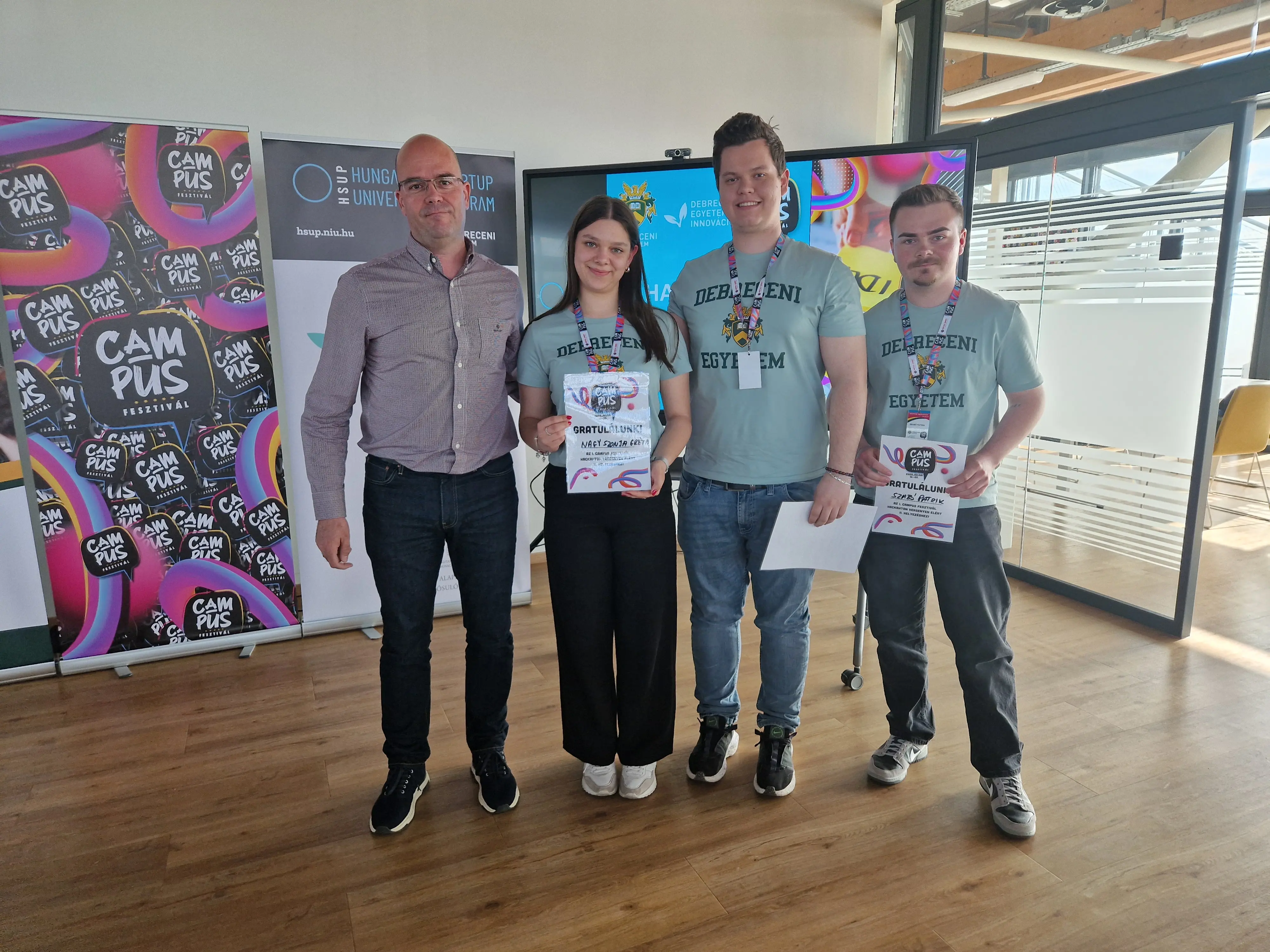 m&aacute;sodik helyezett